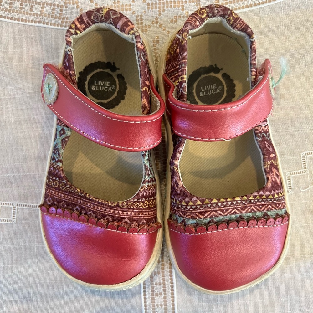 Livie & Luca, size 5